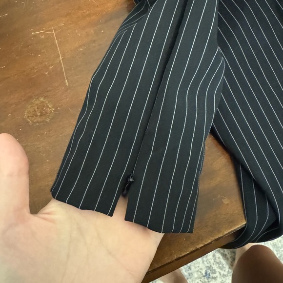 Like new Theory Pinstripe Skinny Pant - Picture 7 of 9
